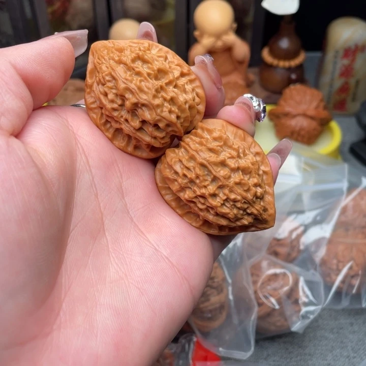 文玩核桃把件金牛35