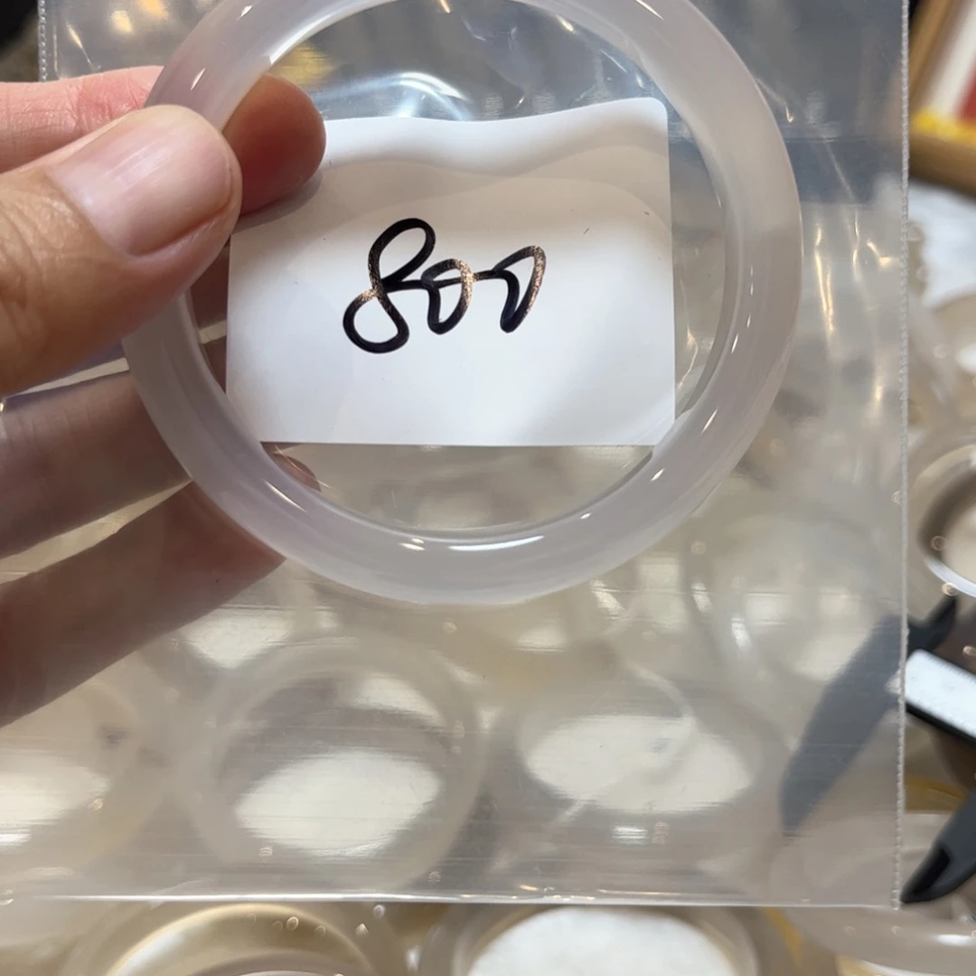 手镯玛瑙/玉髓未镶嵌枯**春800