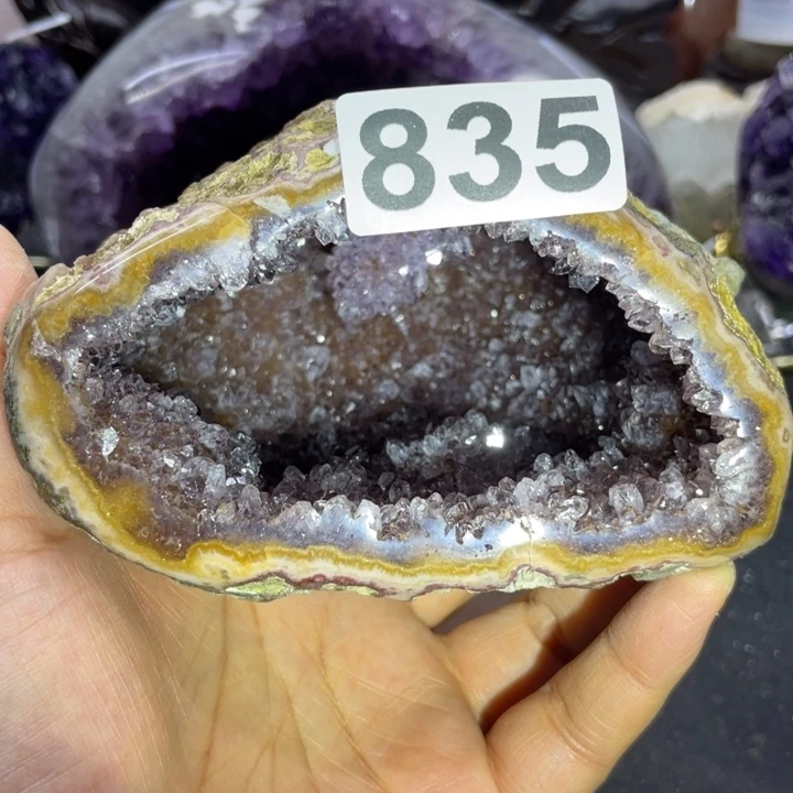 未镶嵌水晶大型摆件(非配饰)