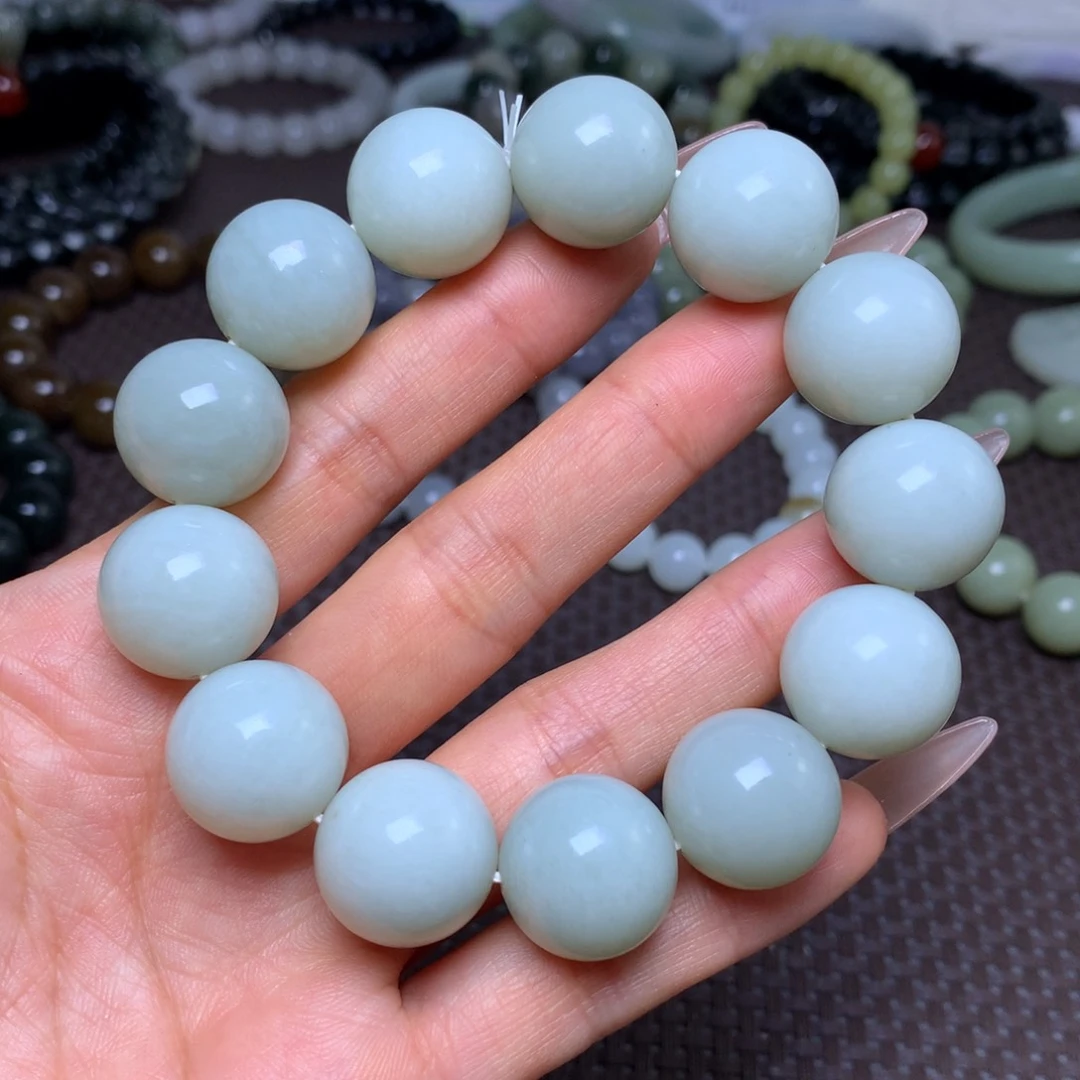 未镶嵌手串和田玉卡18