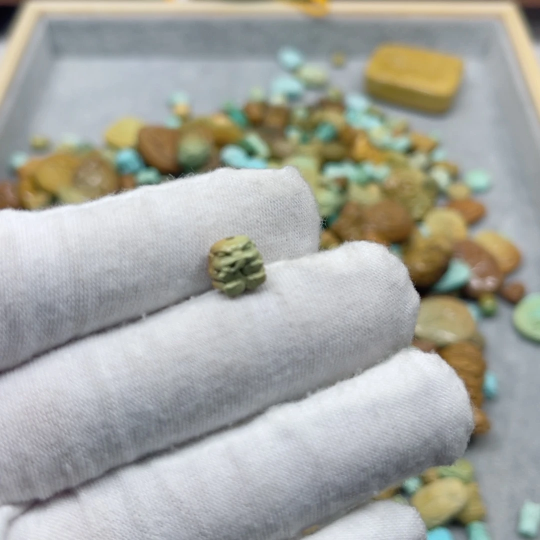 绿松石挂件未镶嵌