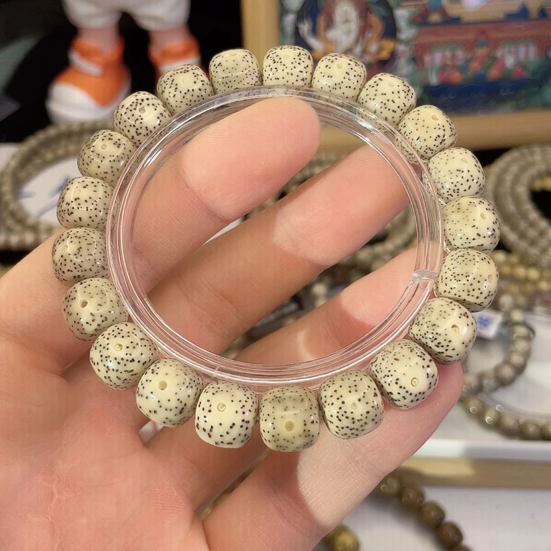 吊坠星月菩提8408