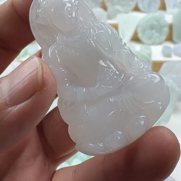 翡翠未镶嵌颈饰天然缅甸A货翡翠