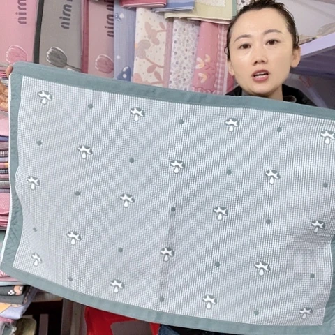 棉特价绿色小蘑菇