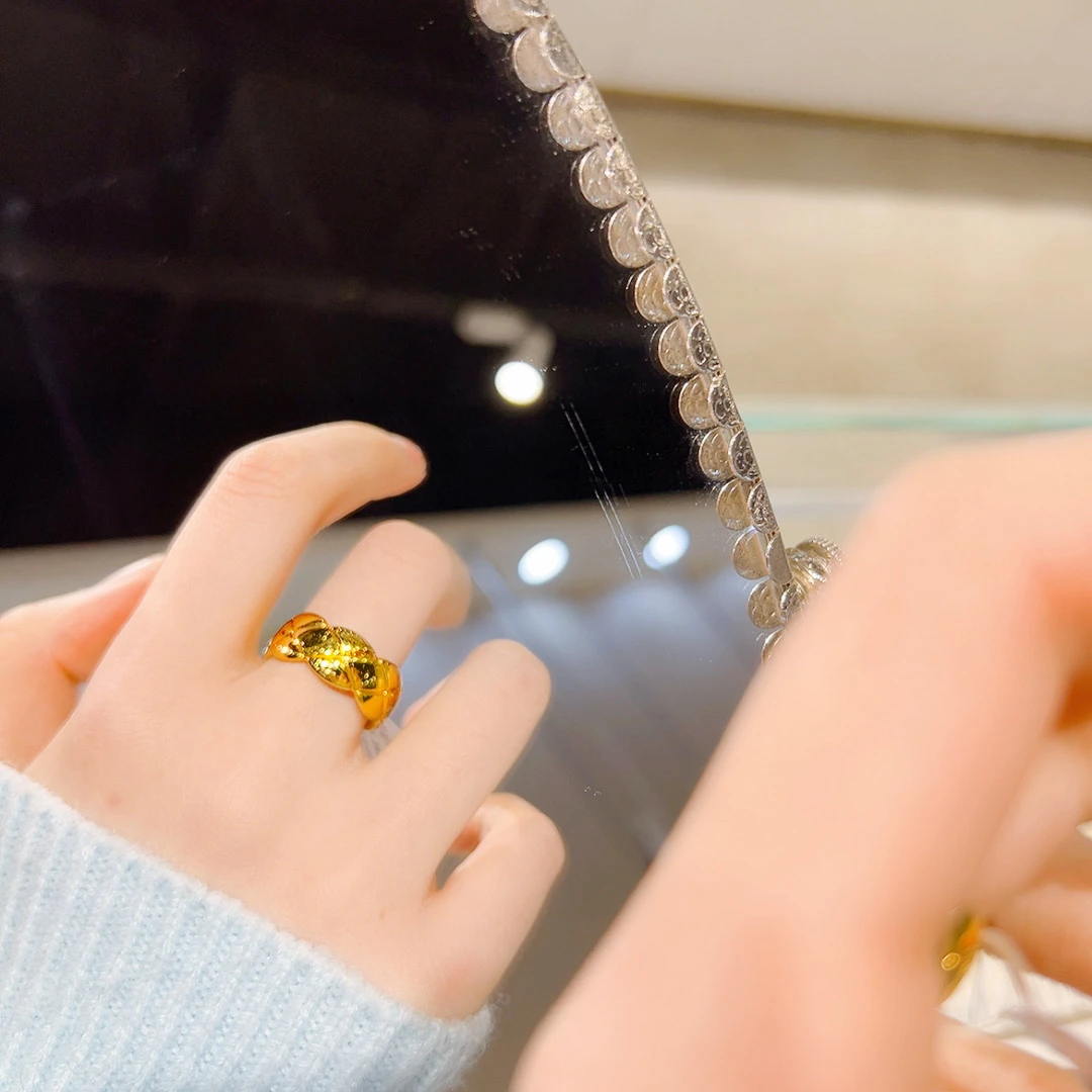 精品5D足金菱格戒指00839建议拍大一码面宽9左右