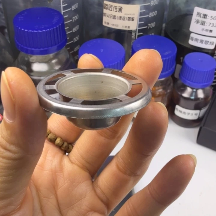 焟烛炉油盘一个.…