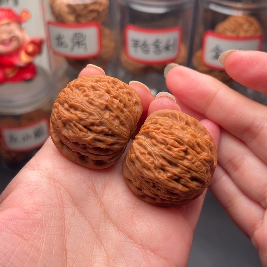 把件文玩核桃36.5圆球铁锤妹妹