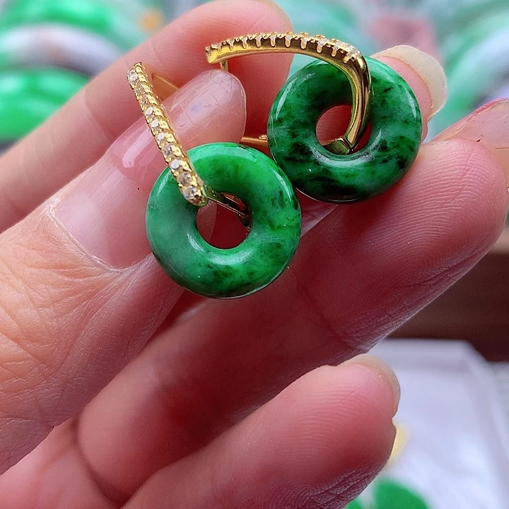 翡翠颈饰银S925镶嵌翡翠