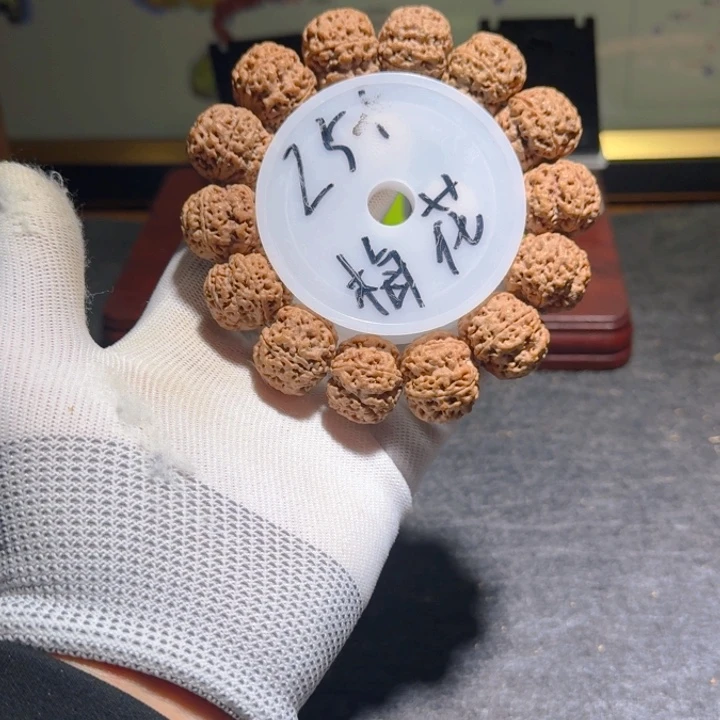 江***祥吊坠金刚菩提附近开于是会哭