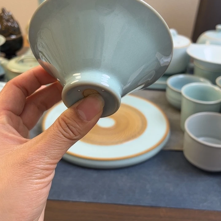 汝瓷天青支钉斗笠杯微瑕