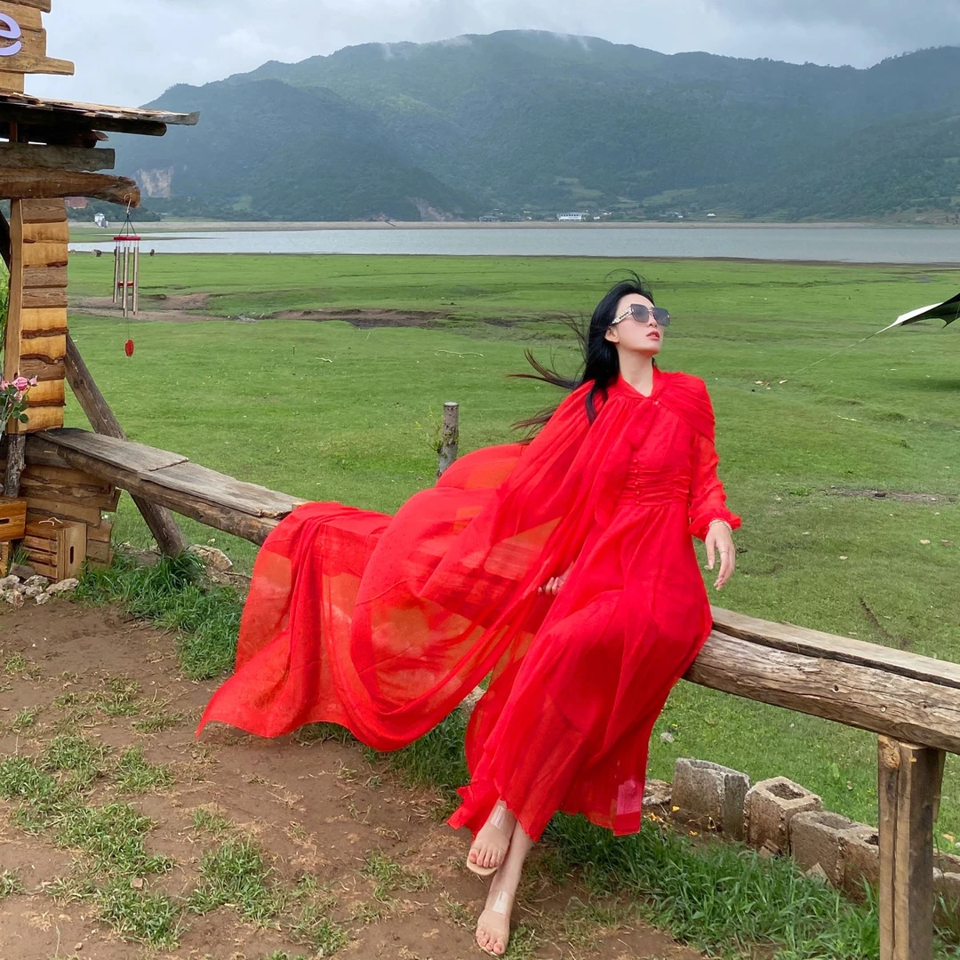 狐狸夫人度假风连衣裙长拖尾草原沙漠长飘带仙气大裙摆飘逸纯色