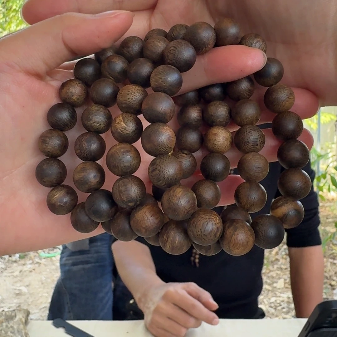 沉香手串绿奇楠单圈约1.2-15多样性发一条