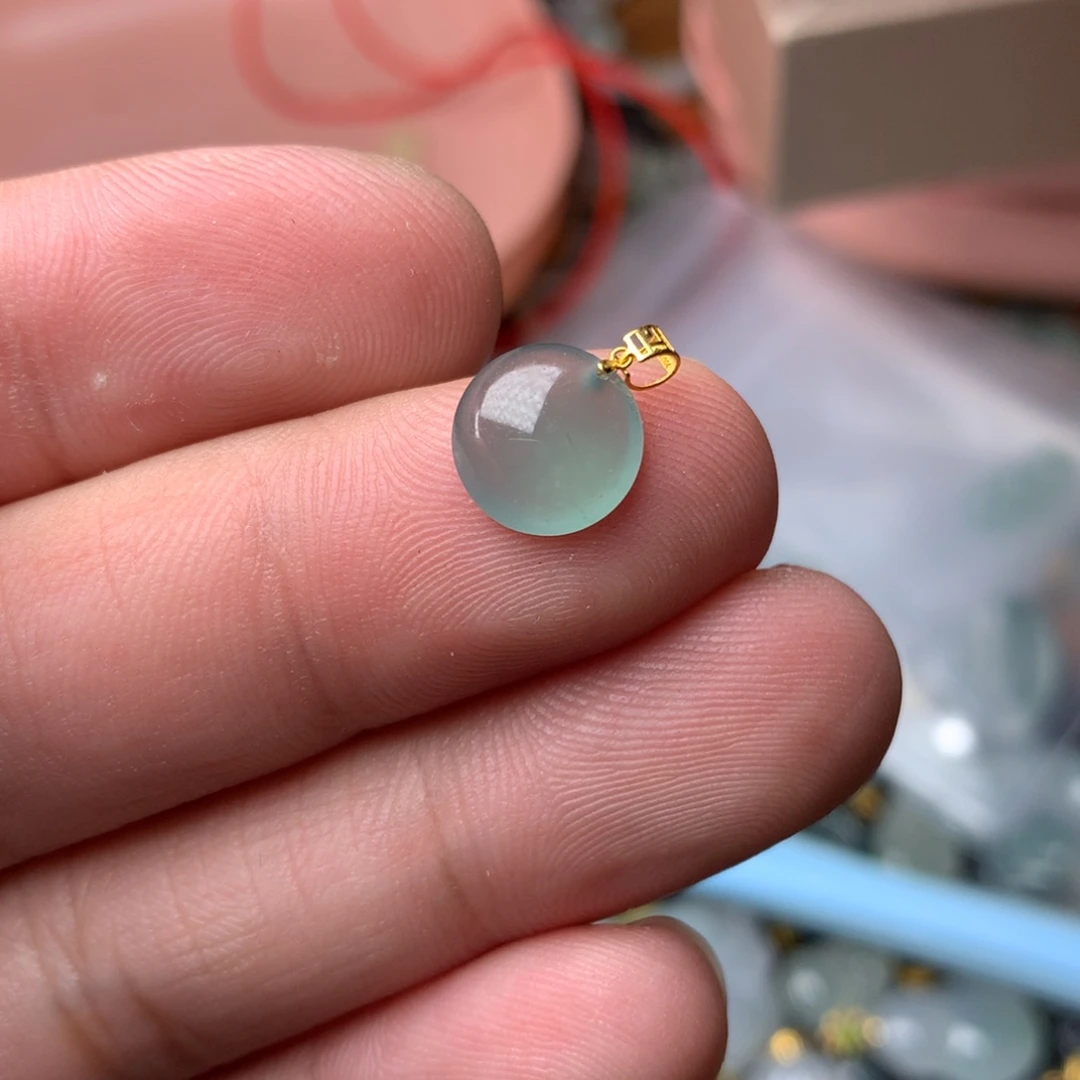 【闪购商品】颈饰18K金镶嵌翡翠翡翠