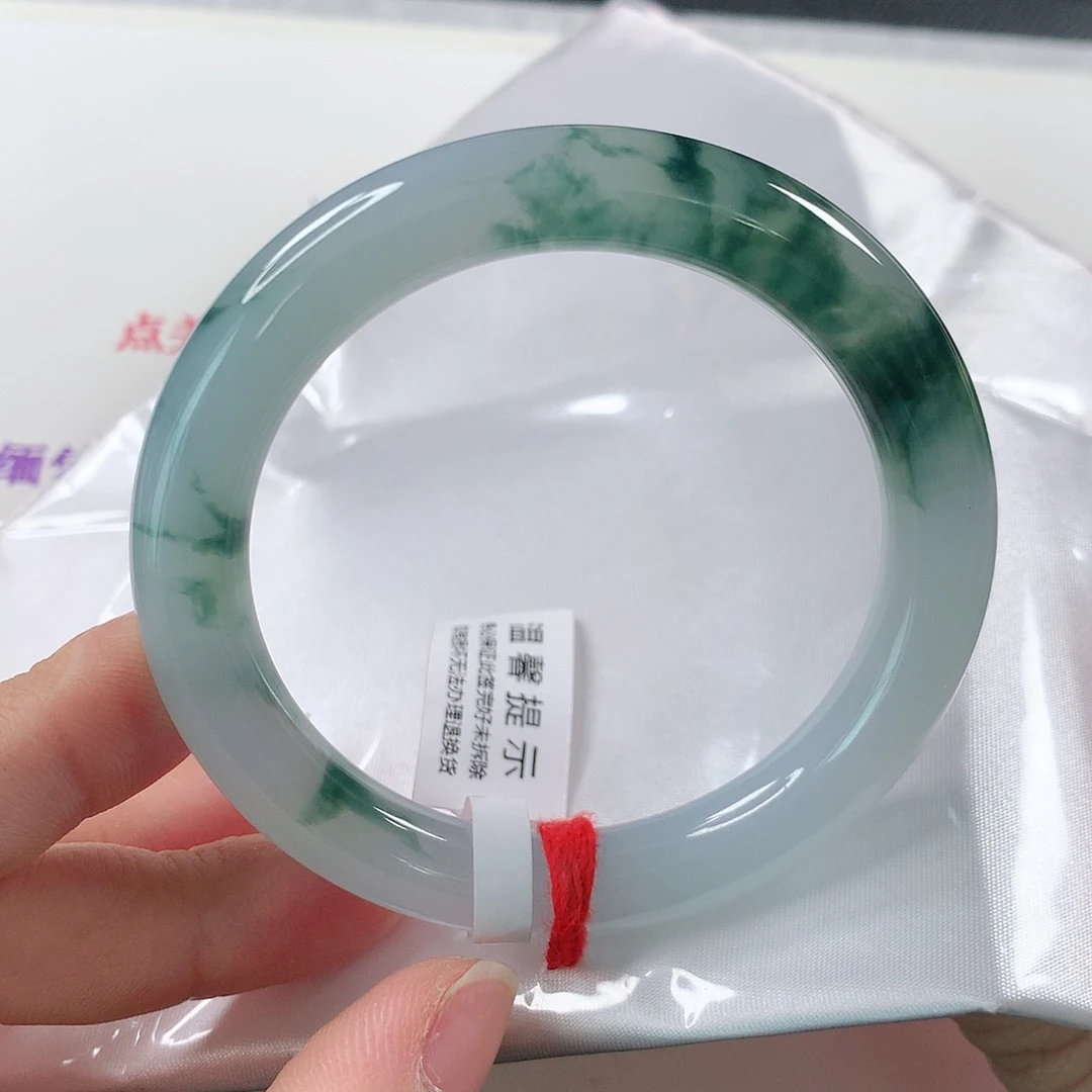 翡翠手镯（圆镯）未镶嵌①②⑧
