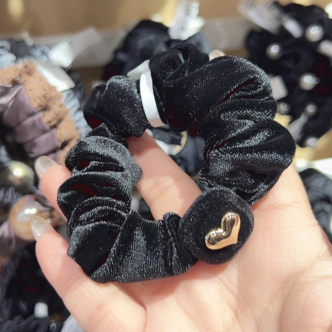 非金属方块爱心黑色丝绒发圈