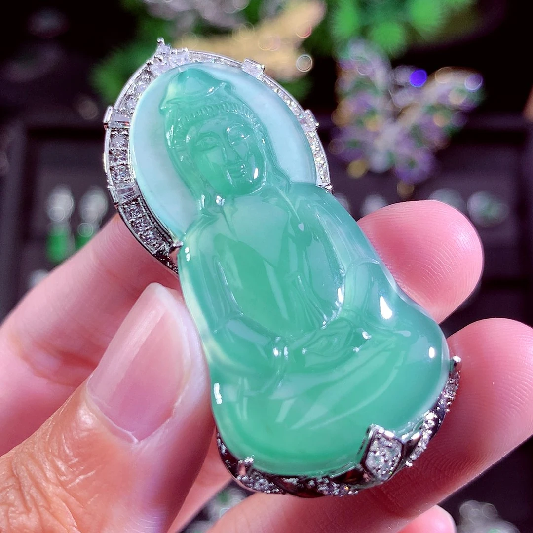 颈饰未镶嵌翡翠天然