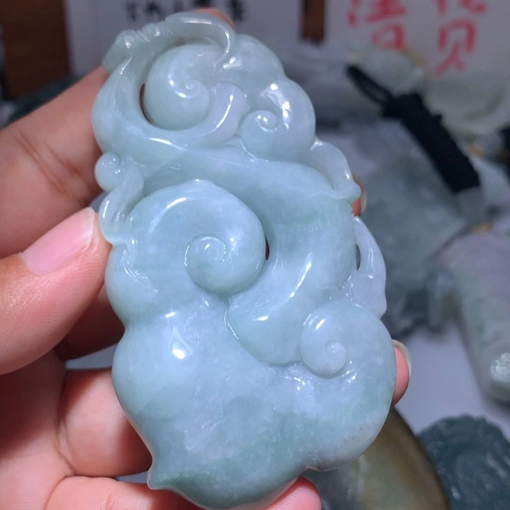 翡翠未镶嵌颈饰保真天然A货翡翠