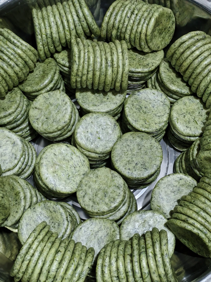 手工制作面蒿粑粑（加糖）