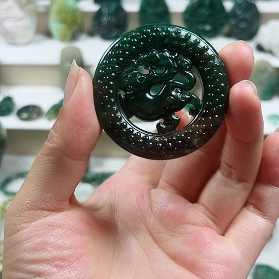 做***人未镶嵌独山玉手镯