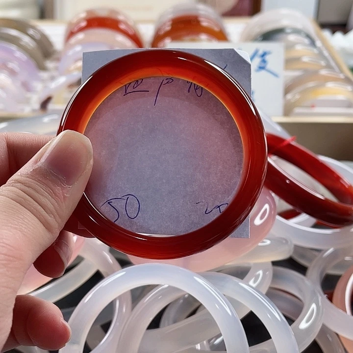 玛瑙/玉髓未镶嵌手镯