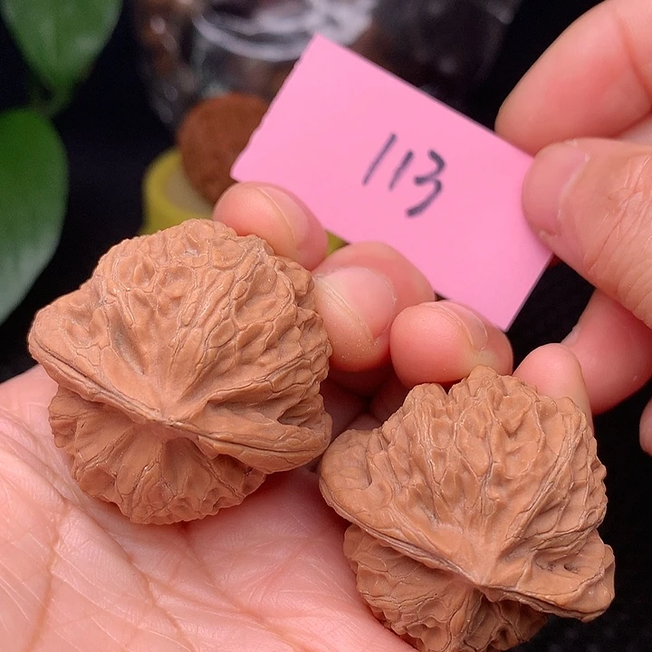 【闪购商品】把件文玩核桃39.5宫灯113