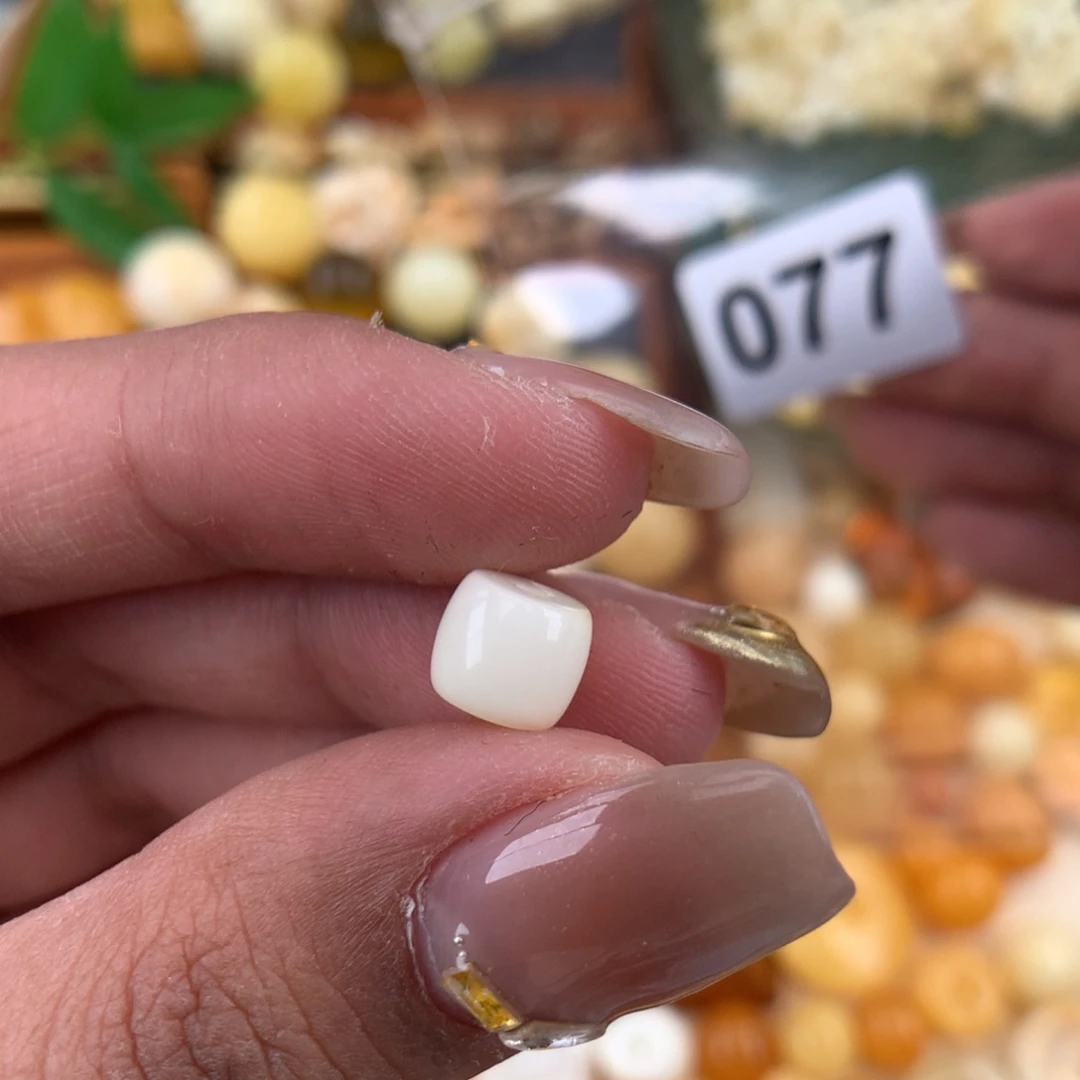 琥珀珠宝奇石未镶嵌7