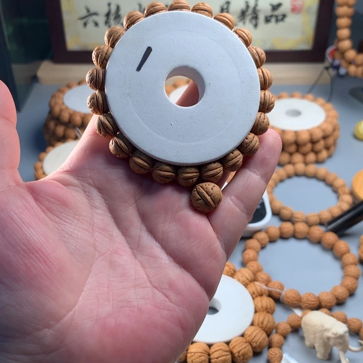 吊坠桃核一道筋10