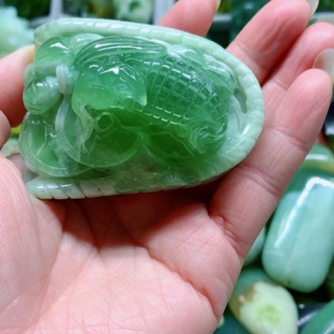 蛇纹石玉未镶嵌手把件