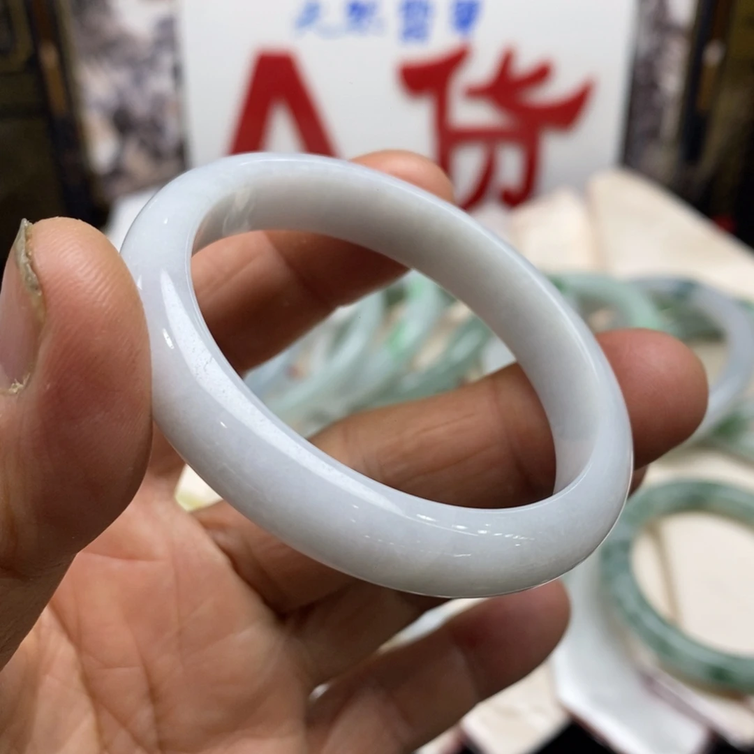 翡翠未镶嵌手镯翡翠手镯50，卡11