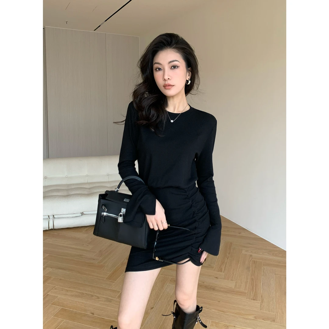 JIJINQI时尚气质显瘦黑色设计感圆领修身长袖连衣裙女JD01LZPT856