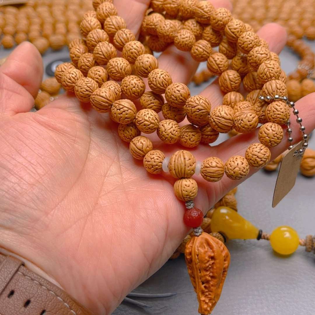 惊***3菩提籽类桃核脖挂