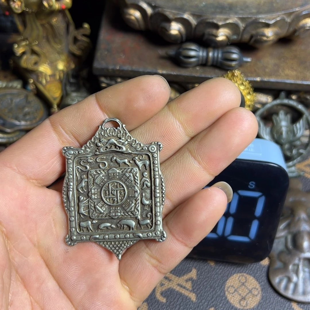 琉璃手工艺品无*谢谢