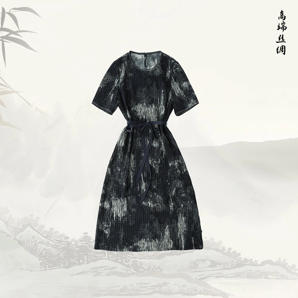 品牌新款桑蚕丝圆领短袖简约收腰气质连衣裙526150