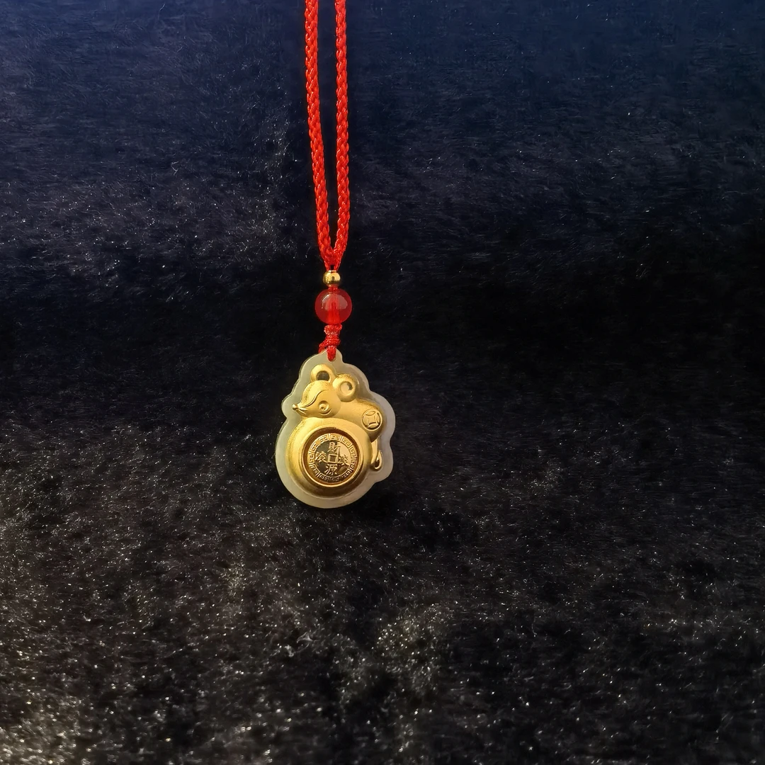 【星达臻选】真金镶和田玉4D工艺镶嵌时来运转精美吊坠02 证书+礼盒