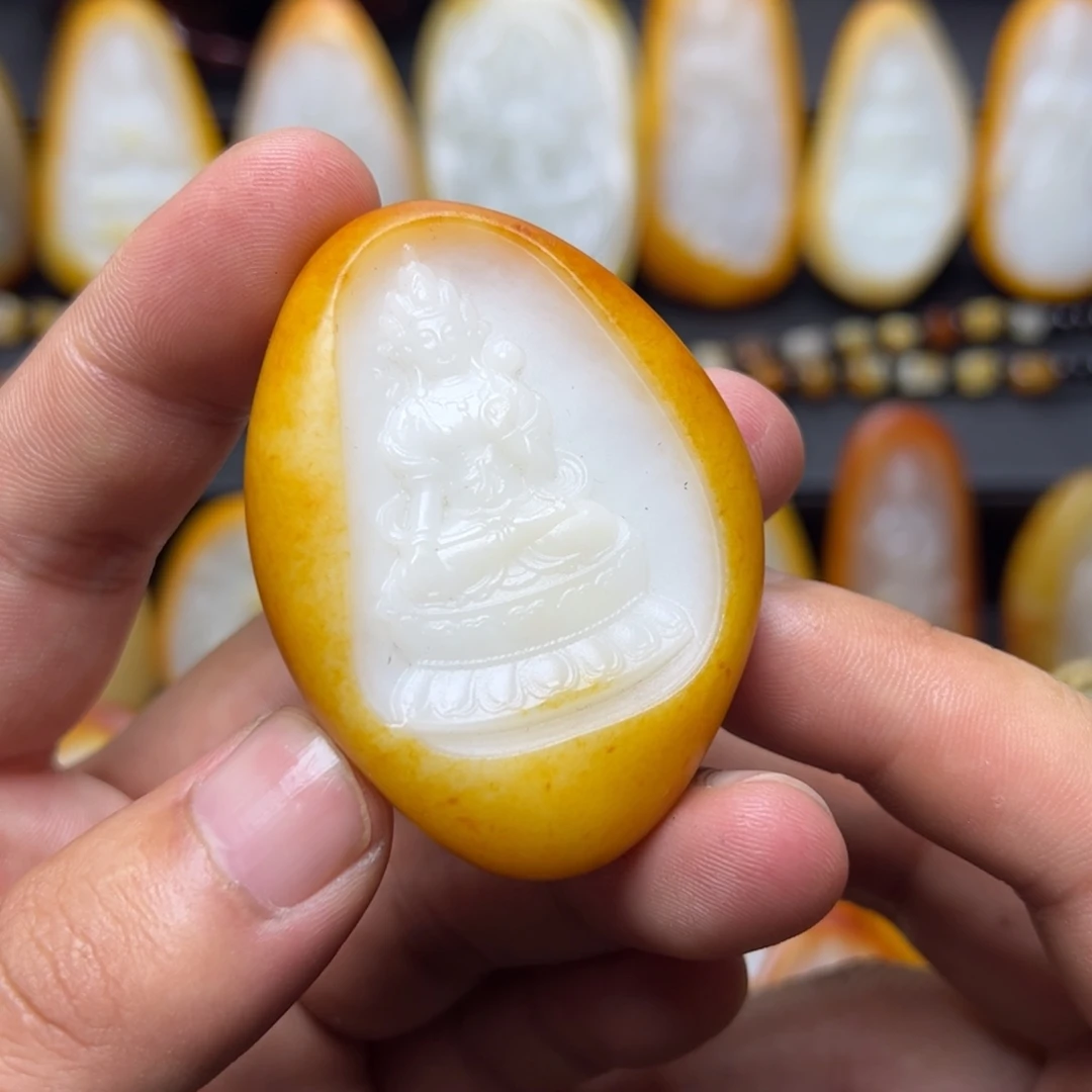 和田玉未镶嵌挂件