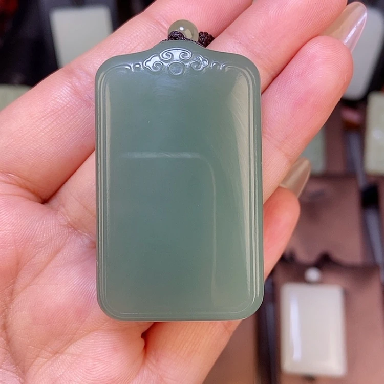 【闪购商品】颈饰未镶嵌和田玉