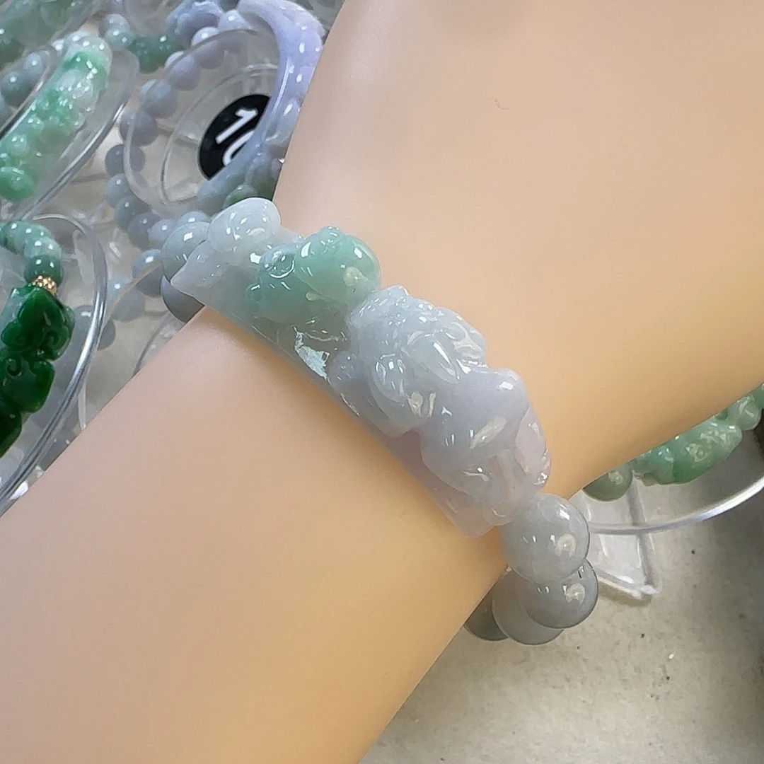 翡翠未镶嵌颈饰手牌5057