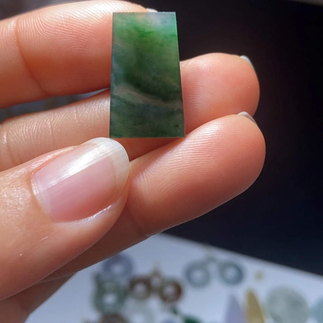 定制翡翠未镶嵌翡翠20.6*12.7*2.1