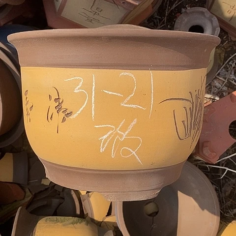 紫砂中国宜兴紫砂花盆，