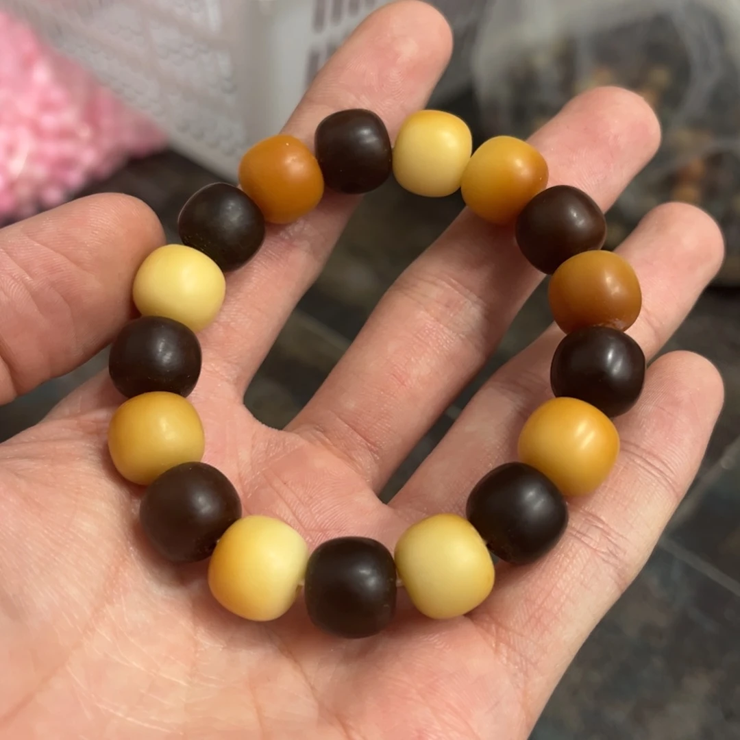 【闪购商品】白玉菩提吊坠c13/50+10颗干磨