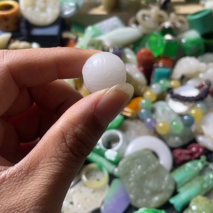 和田玉未镶嵌吊坠(不含链)