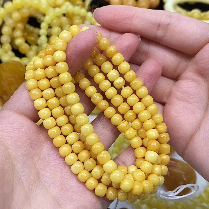 蜜蜡未镶嵌珠宝奇石