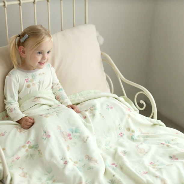 雅赞儿童家居系列-蚕丝纱布毯