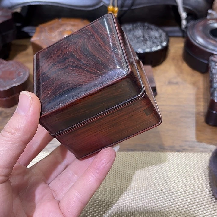 香榧木寒*阁过大年放大漏了