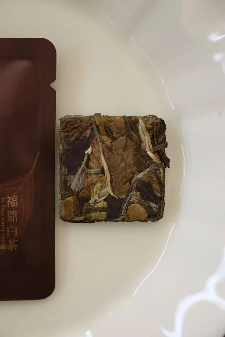 2020福鼎白茶老白茶春茶茶叶礼盒高山茶饼干茶便携带