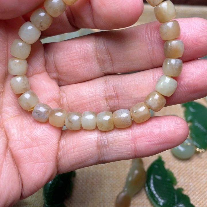 和田玉手链未镶嵌