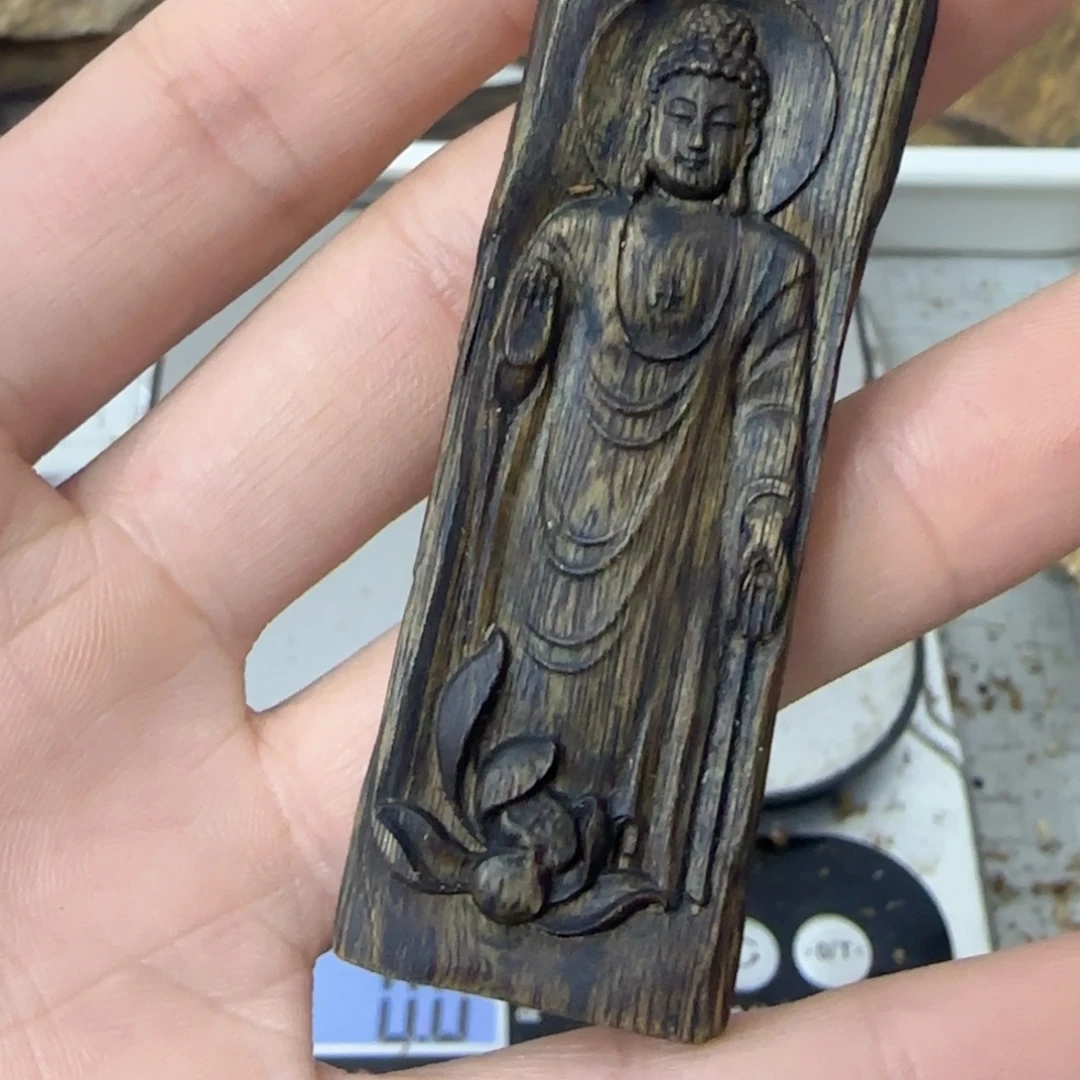 沉香沉香碎屑白棋