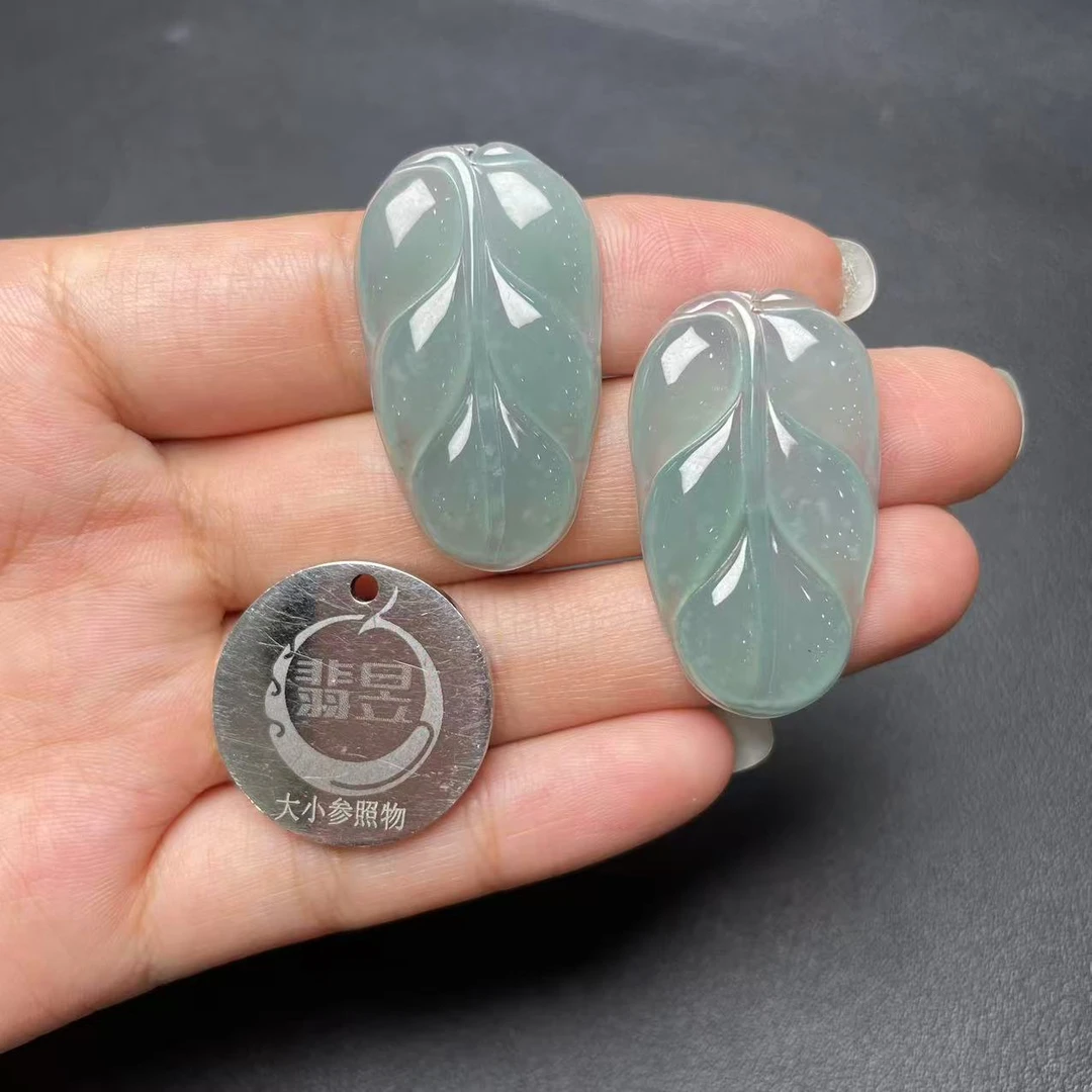 翡昱-N06-51021-天然A货翡翠吊坠绑绳-多样性发其一