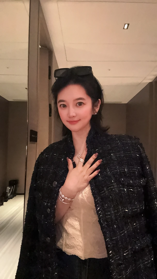 2025新款午夜星闪晨锐小香风外套上衣1481