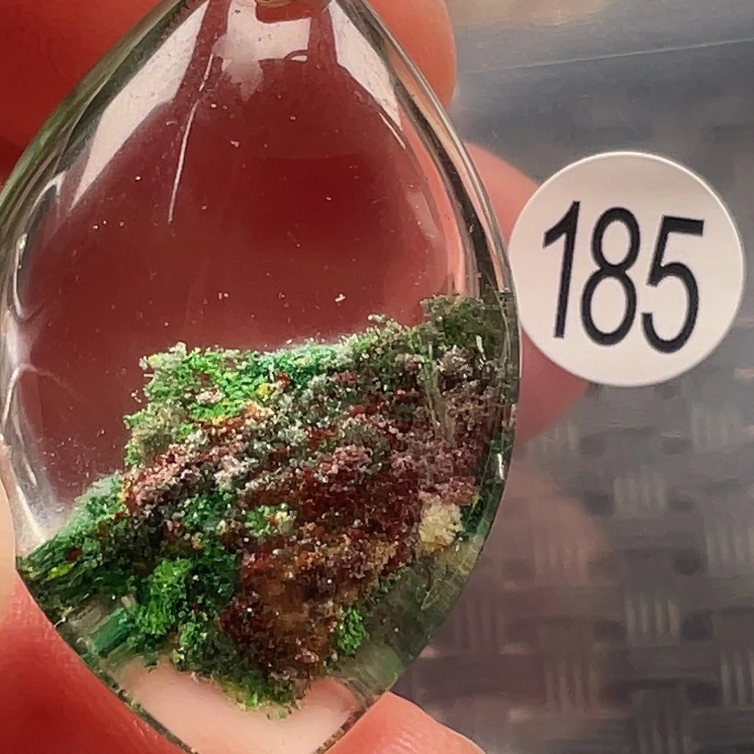 平***林颈饰水晶未镶嵌天然